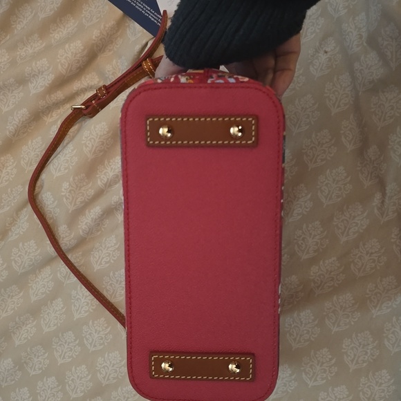 Dooney & Bourke Red Disney Print Women's Bag - Picture 3 of 5